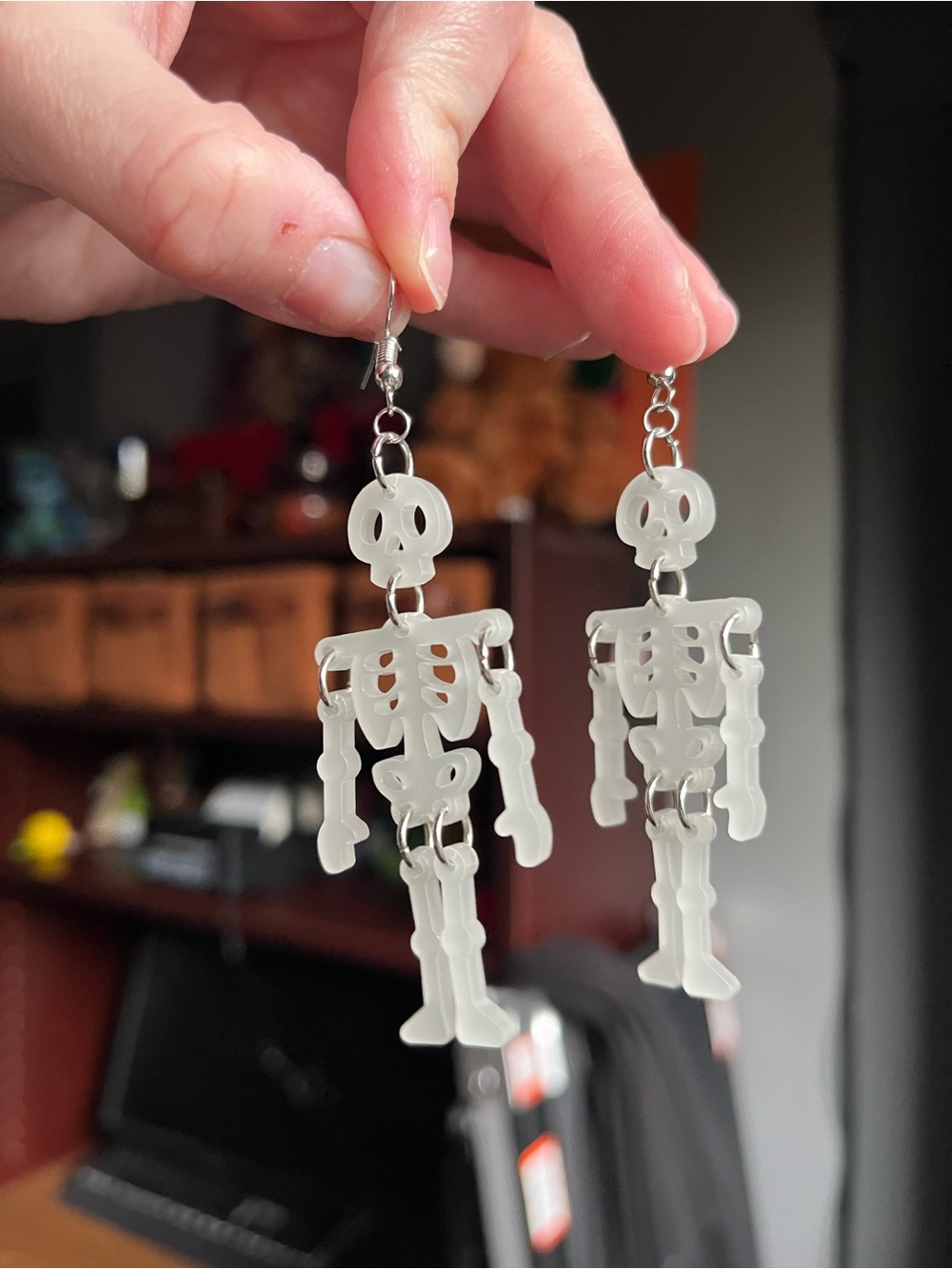 NWT Glow-In-The-Dark Skeleton Dangle Earrings — White & Silver Toned